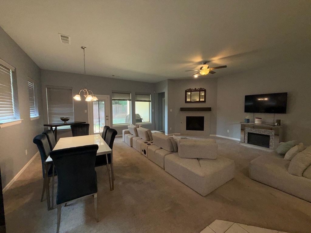 1909 Augustus Drive - Photo 3