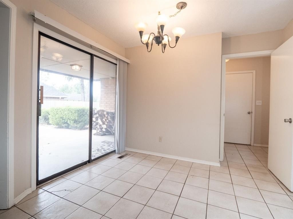 3201 Creekwood Court - Photo 18