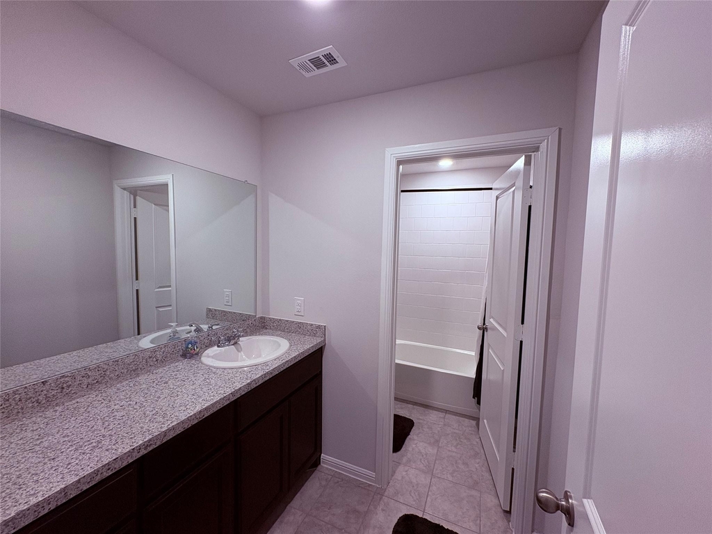 16721 Porterfield Lane - Photo 11