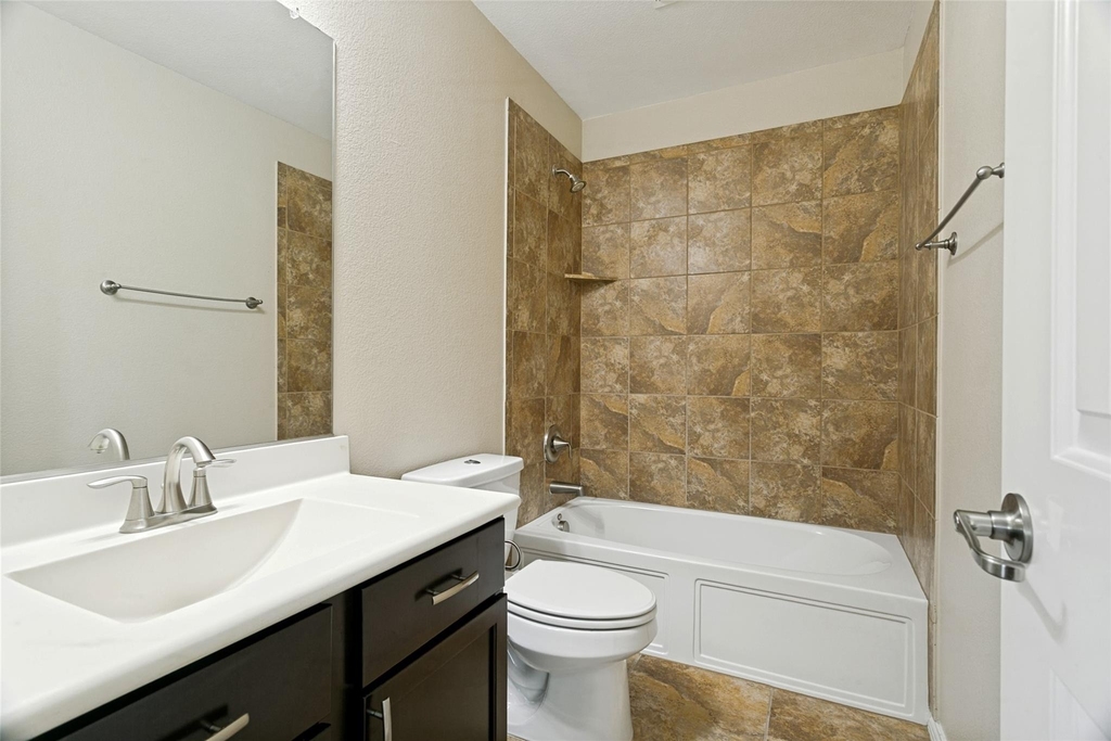 2813 Houston Wood Drive - Photo 10