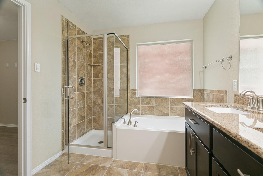 2813 Houston Wood Drive - Photo 6