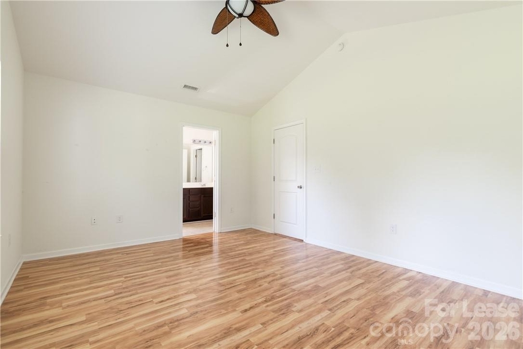 108 Lookout Point Place - Photo 15