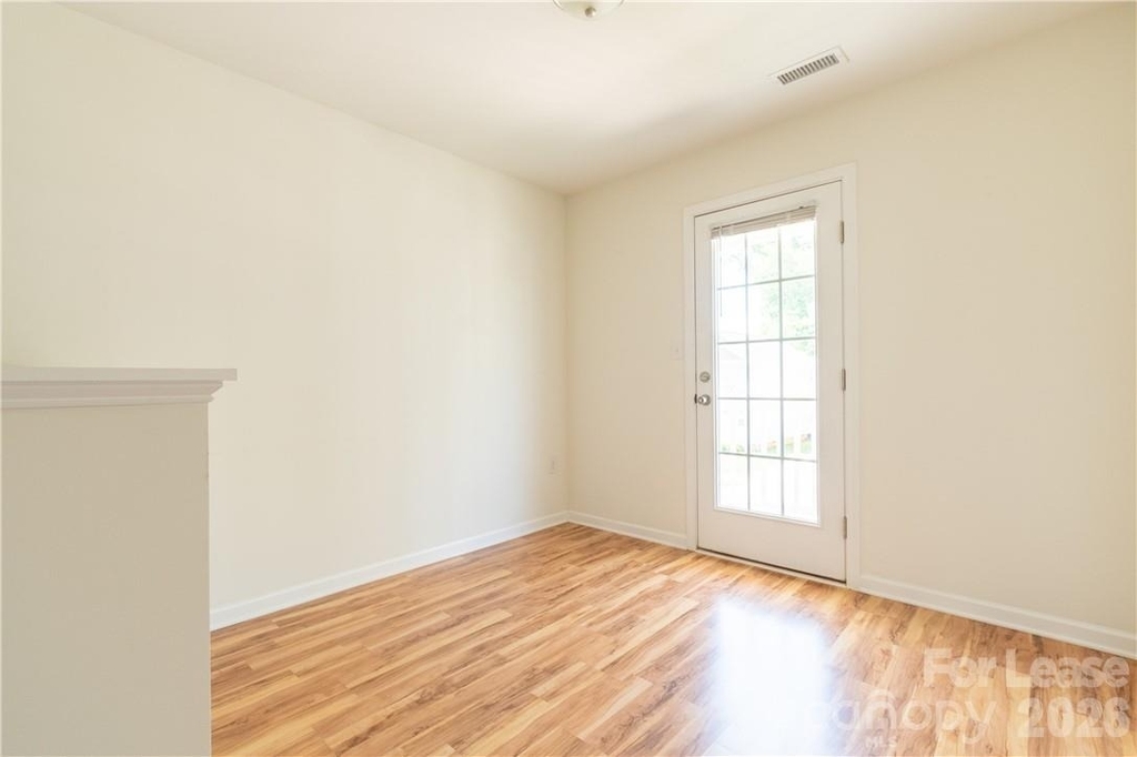 108 Lookout Point Place - Photo 12