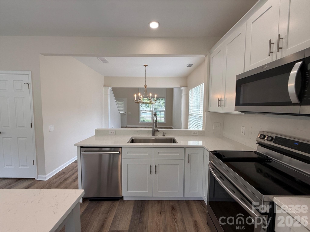 3404 Laurenhurst Lane - Photo 6