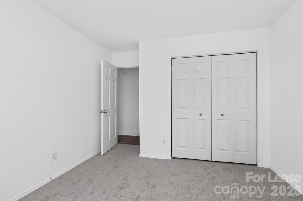8322 Knights Bridge Road - Photo 10