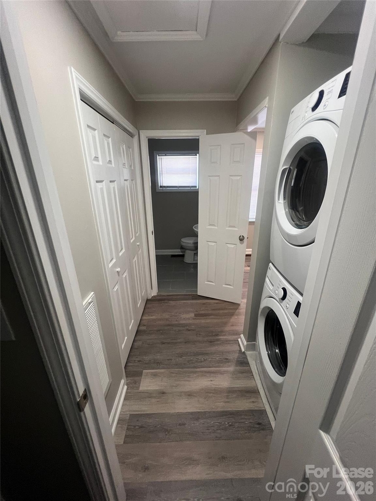 1300 Main Street - Photo 6