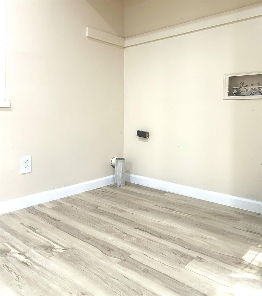 1725 Van Dyke Drive - Photo 15