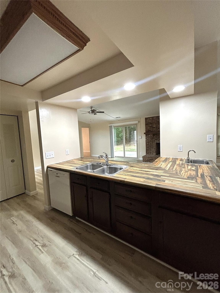 1725 Van Dyke Drive - Photo 7