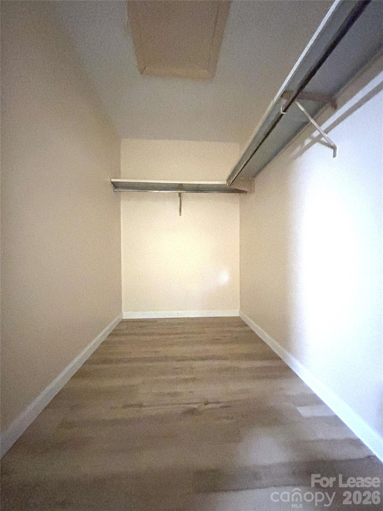 1725 Van Dyke Drive - Photo 25