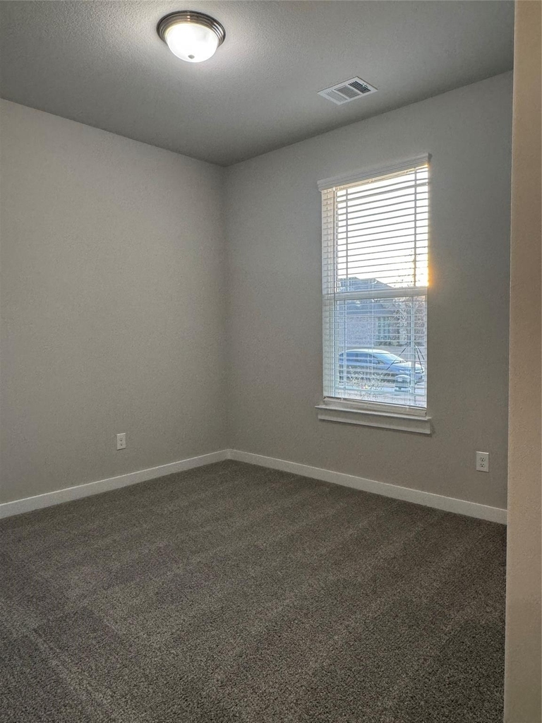 400 Stone Hollow Drive - Photo 16