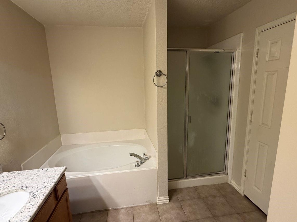 9189 Chivalry Court - Photo 12