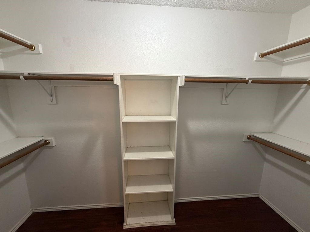 9189 Chivalry Court - Photo 13