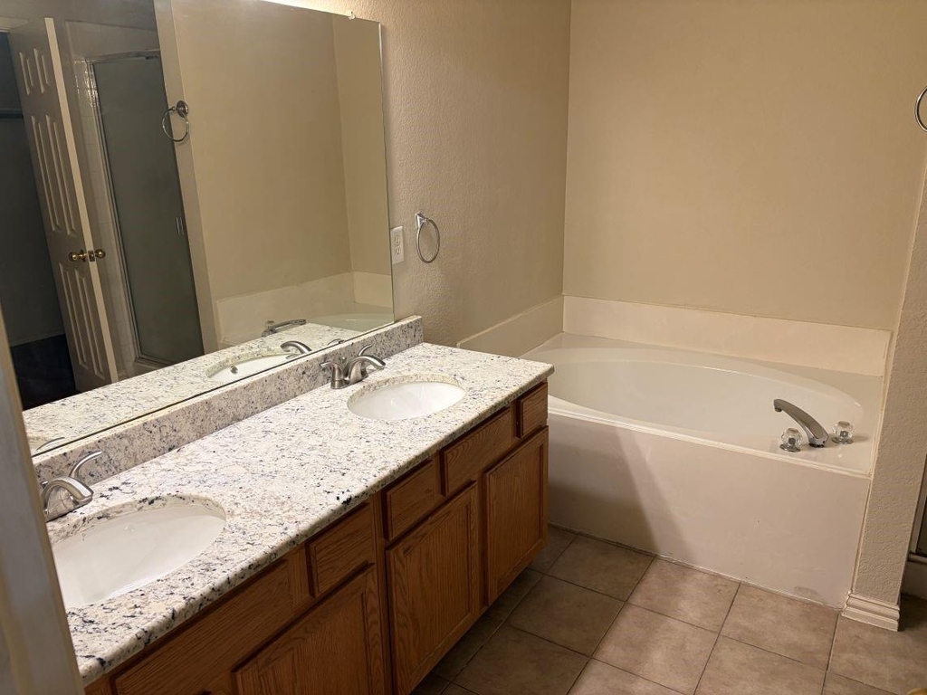 9189 Chivalry Court - Photo 11