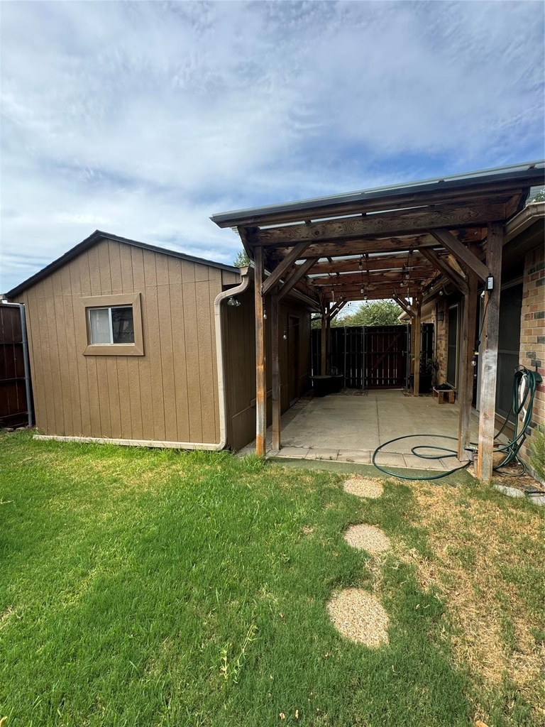 2070 Vista Drive - Photo 21