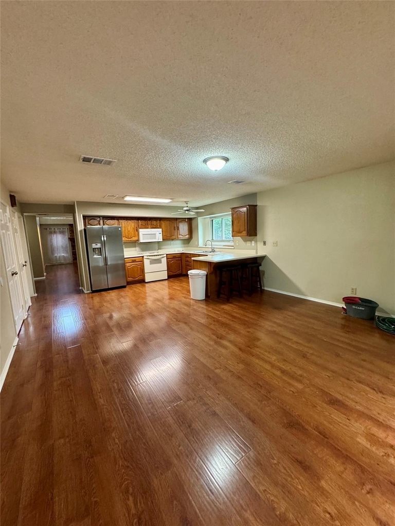 2070 Vista Drive - Photo 6
