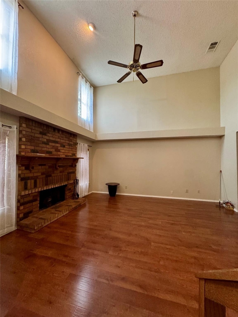 2070 Vista Drive - Photo 3