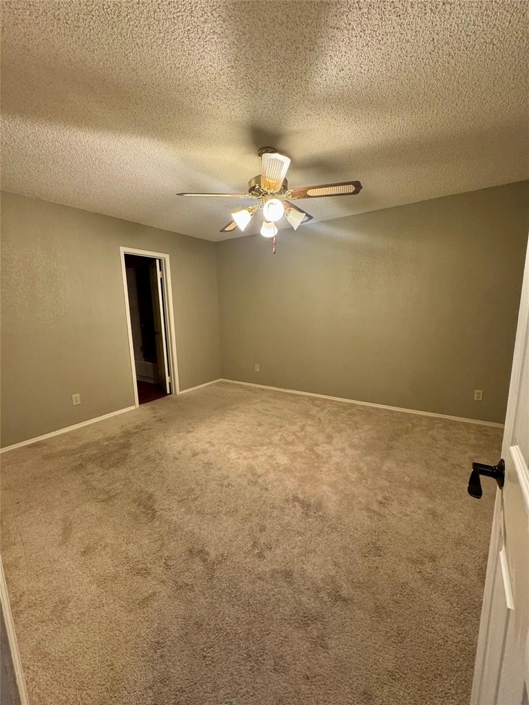 2070 Vista Drive - Photo 12