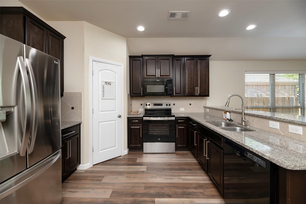 10525 Turning Leaf Trail - Photo 1