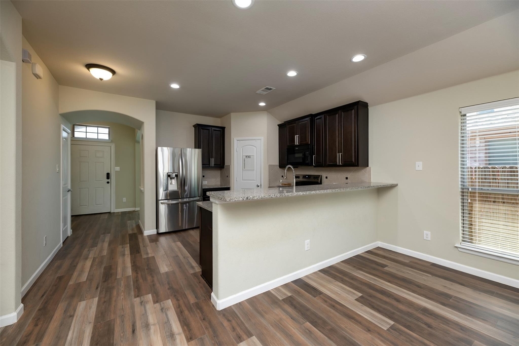 10525 Turning Leaf Trail - Photo 2