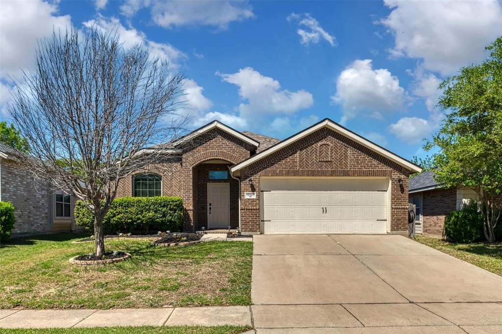 10525 Turning Leaf Trail - Photo 0