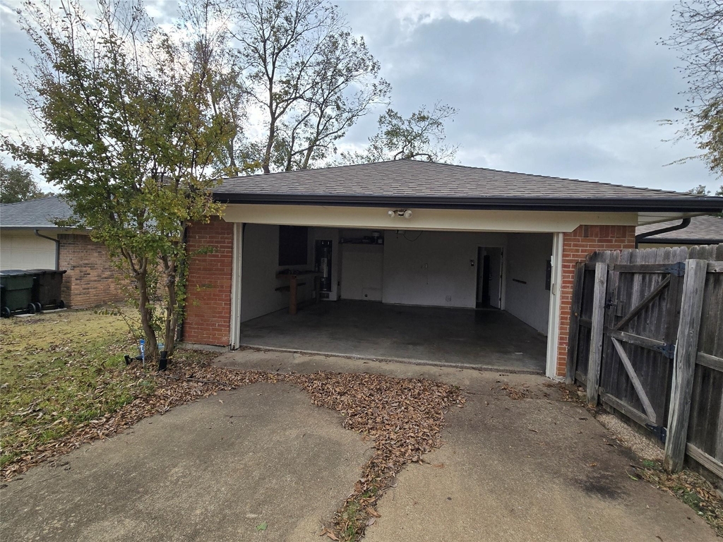 3216 Bandolino Lane - Photo 19