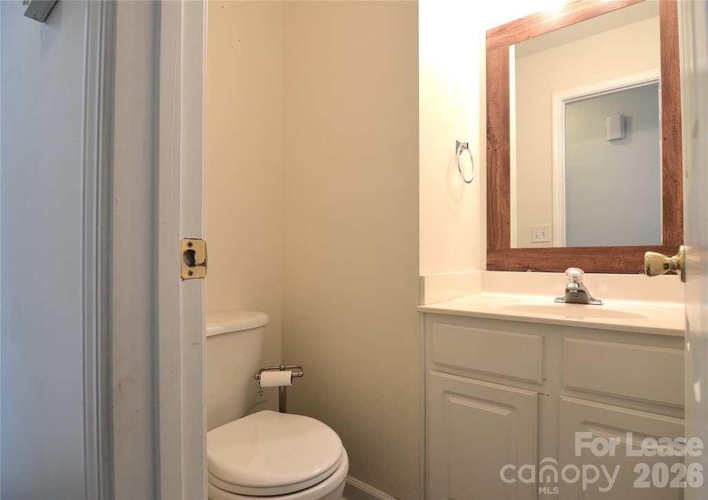 1201 Winding Path Road - Photo 10