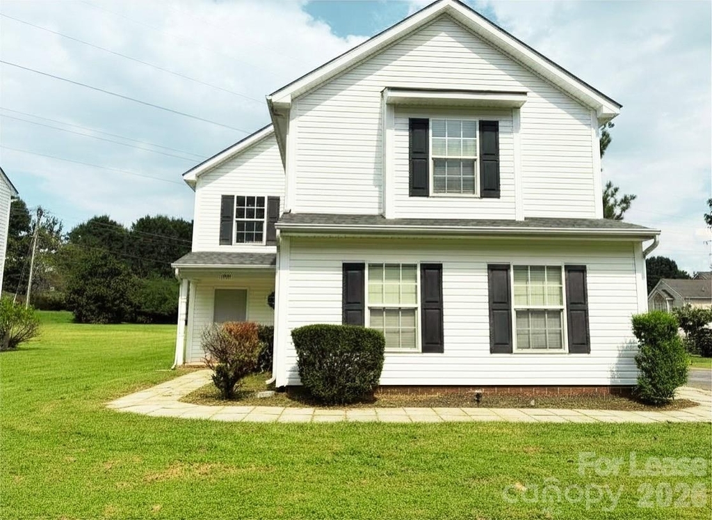 1201 Winding Path Road - Photo 0