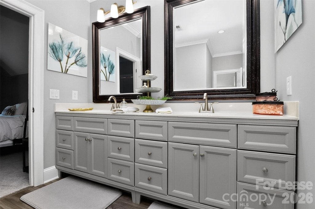 18928 Peninsula Point Drive - Photo 36