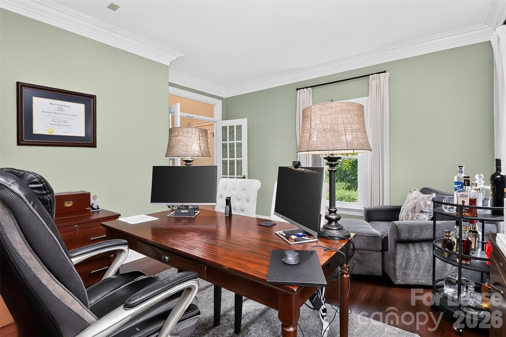 18928 Peninsula Point Drive - Photo 30