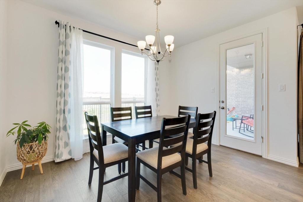 205 Somerset Drive - Photo 15