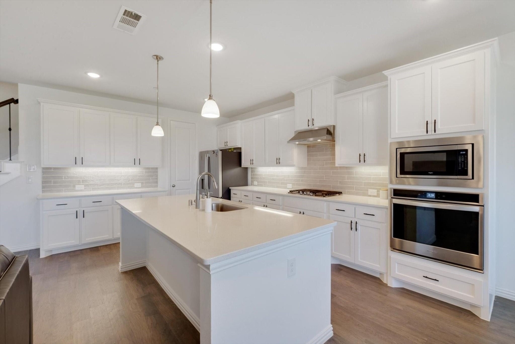 205 Somerset Drive - Photo 11