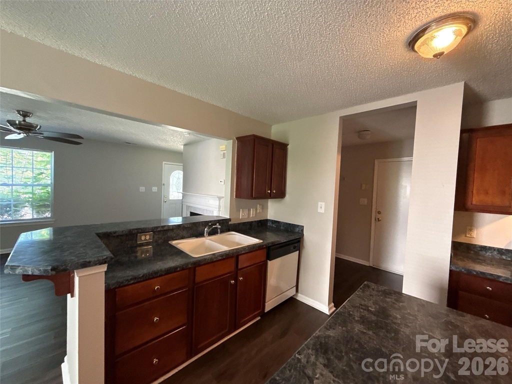 1601 Elk Creek Court - Photo 6