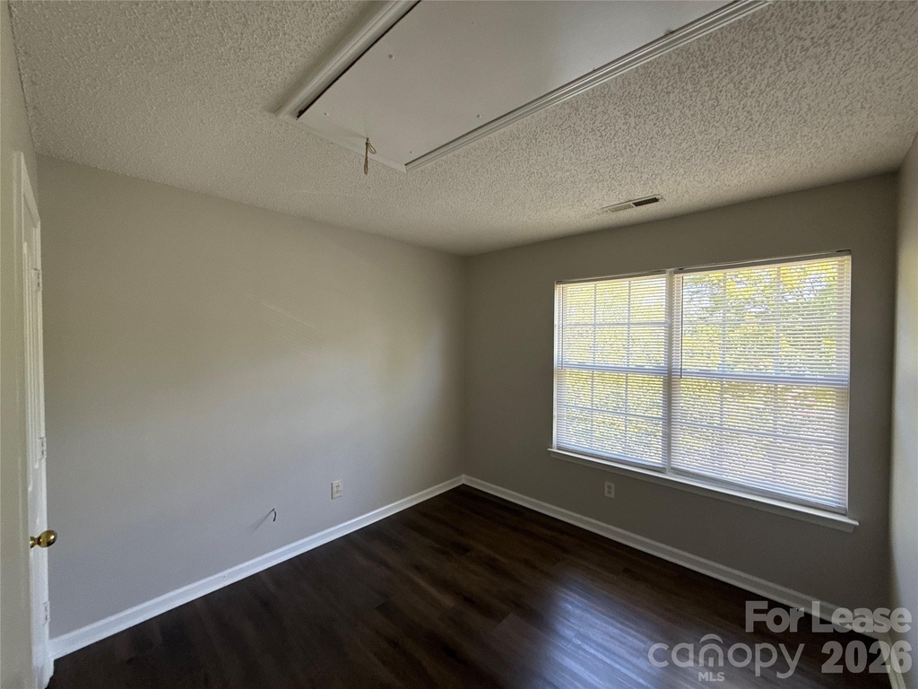1601 Elk Creek Court - Photo 11