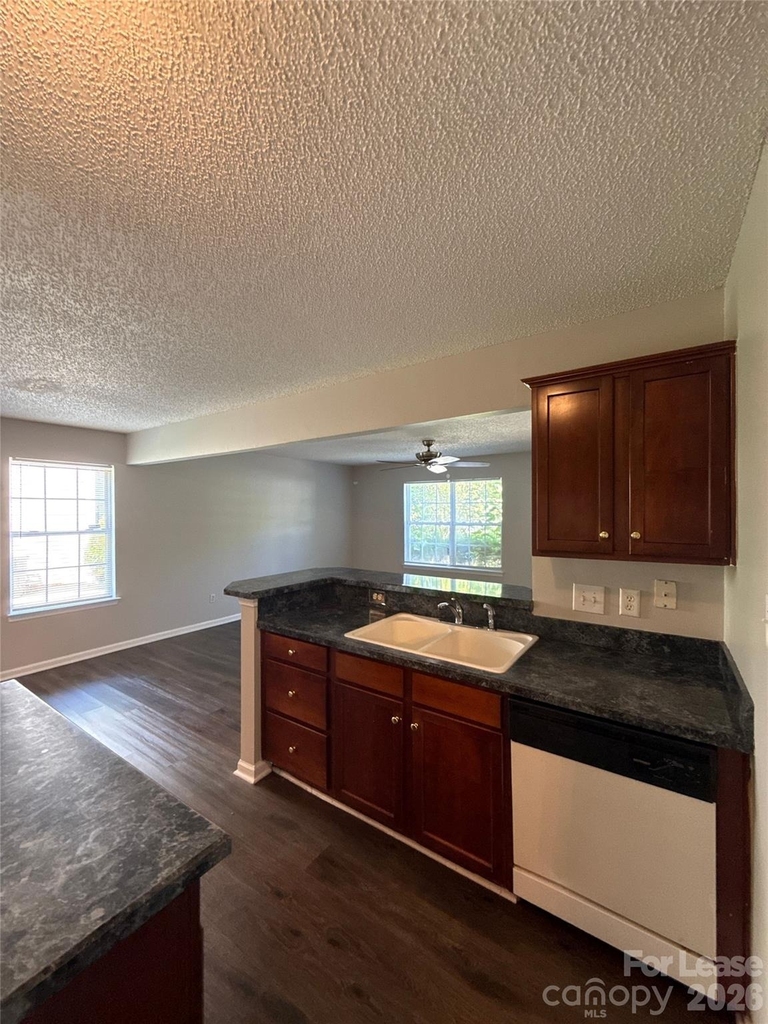 1601 Elk Creek Court - Photo 5
