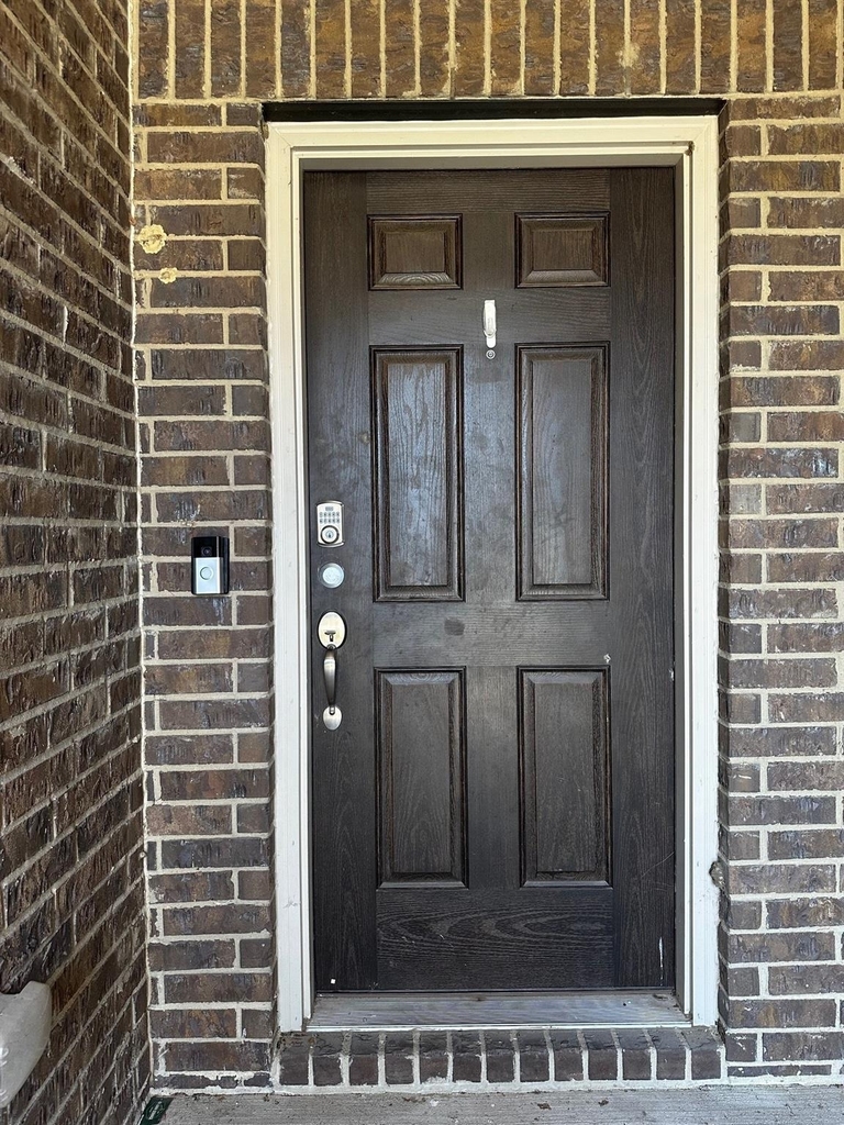 2520 Wallingford Drive - Photo 1