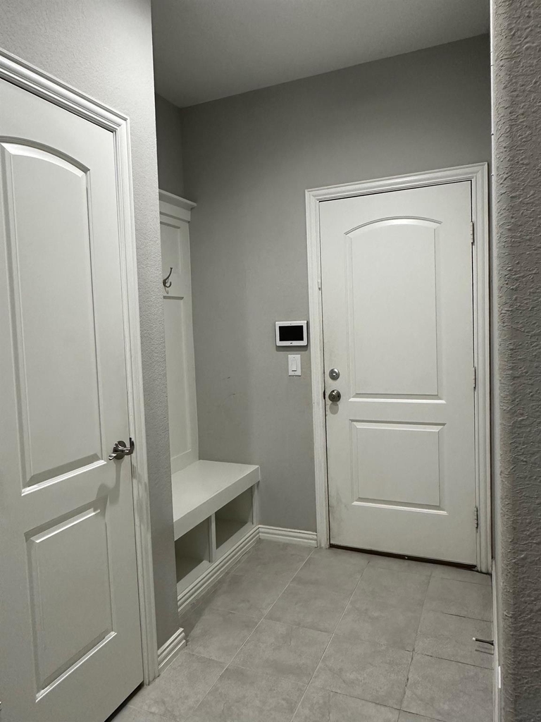 2520 Wallingford Drive - Photo 7