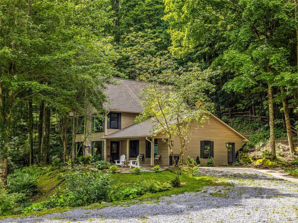 81 Summer Trees Lane - Photo 1