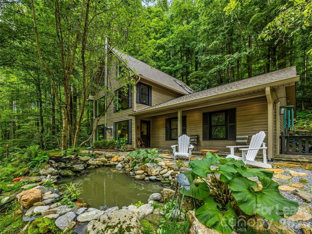 81 Summer Trees Lane - Photo 0