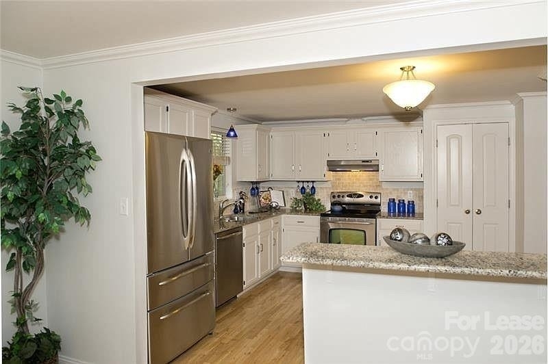 6609 Morganford Road - Photo 8