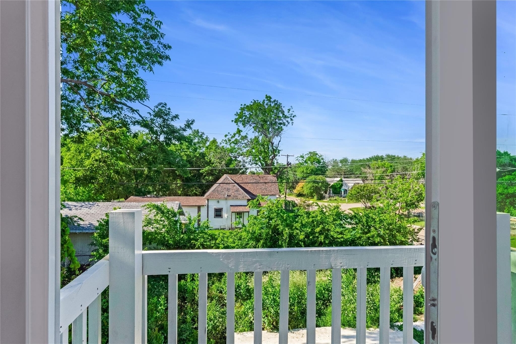 1641 E Tucker Street - Photo 12
