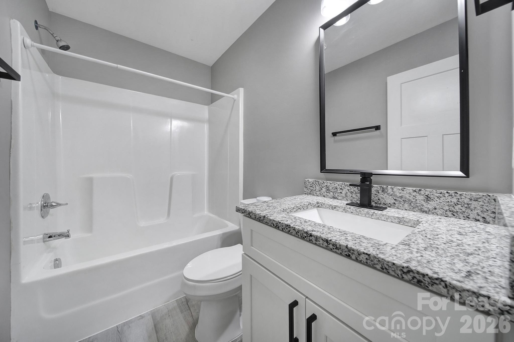 110 Carpenter Street - Photo 8