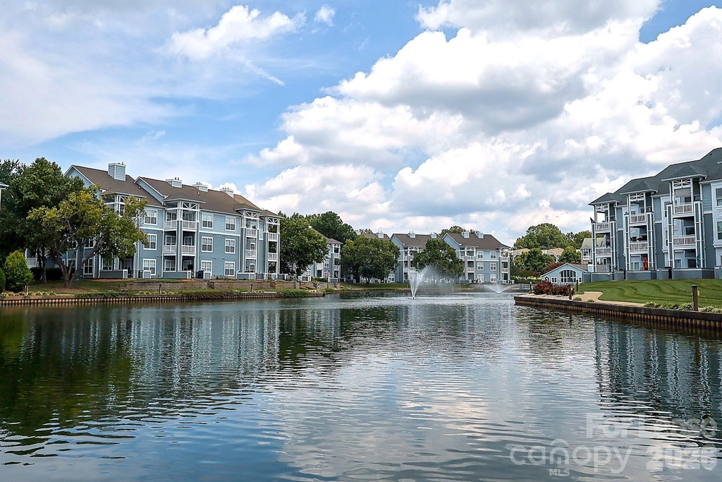 18816 Nautical Drive - Photo 0