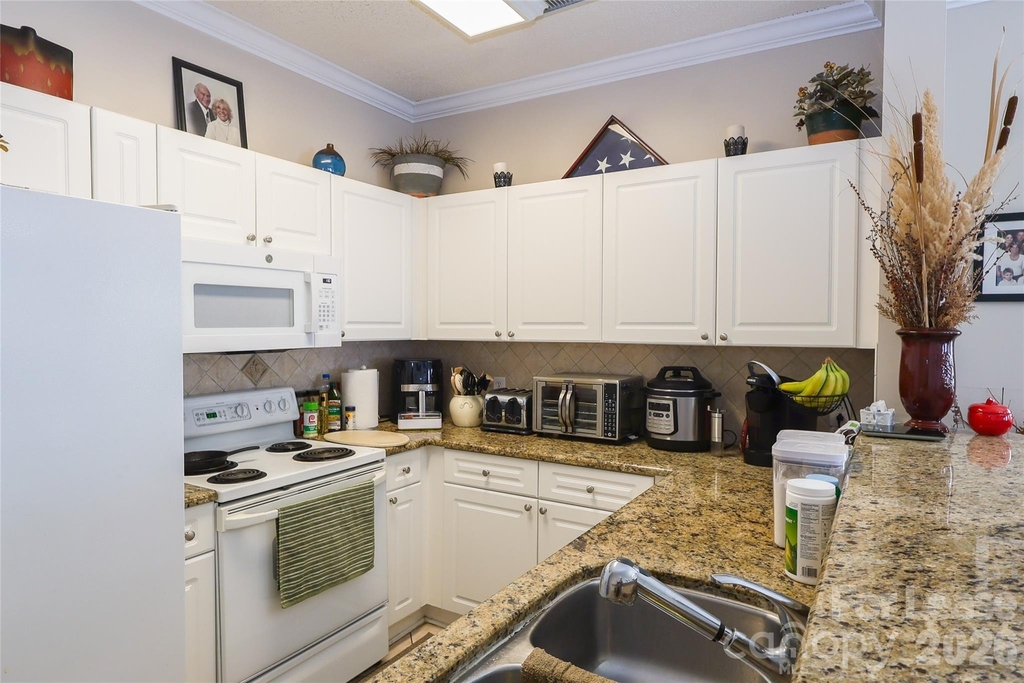 18816 Nautical Drive - Photo 7