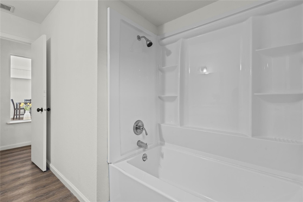 211 Willowwood Place - Photo 7