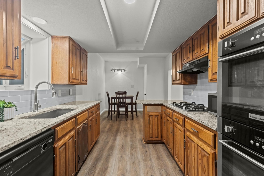 211 Willowwood Place - Photo 21