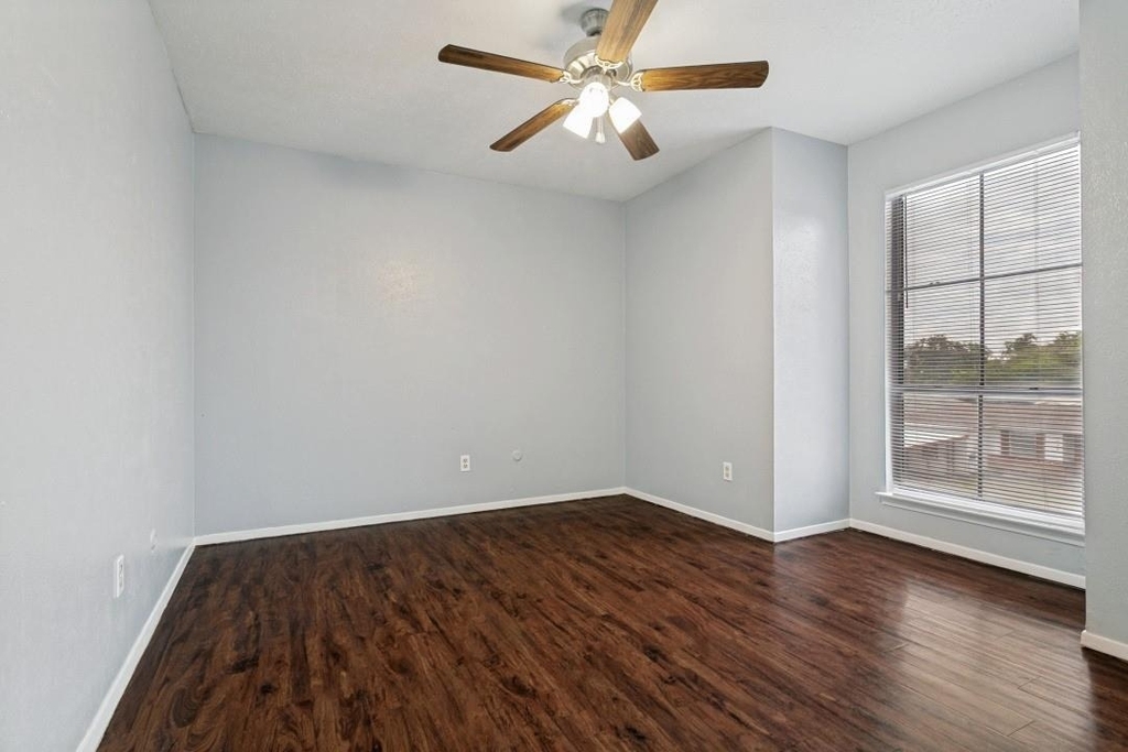 4316 Baldwin Street - Photo 4
