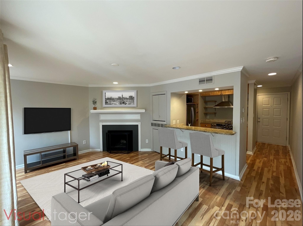 300 S Cedar Street - Photo 2