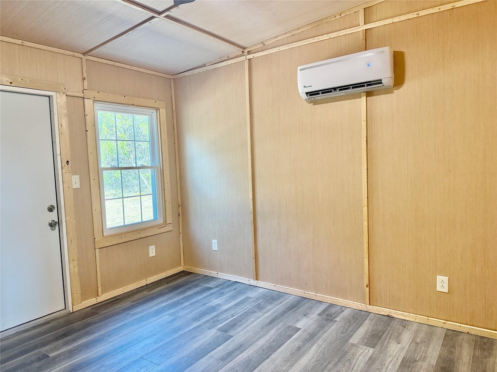 900 Partridge Court - Photo 6