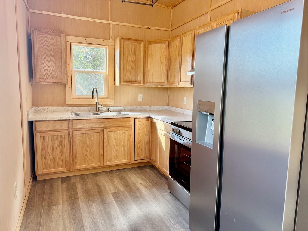 900 Partridge Court - Photo 3