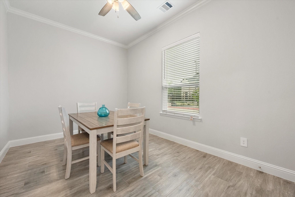 2362 Spring Park Boulevard - Photo 11